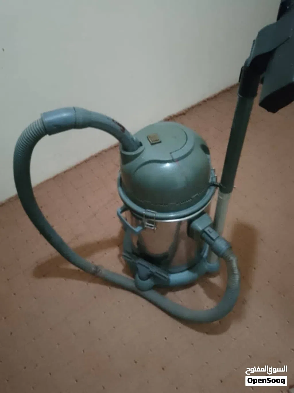 مكنسه كهربائيه نوع سانتكس