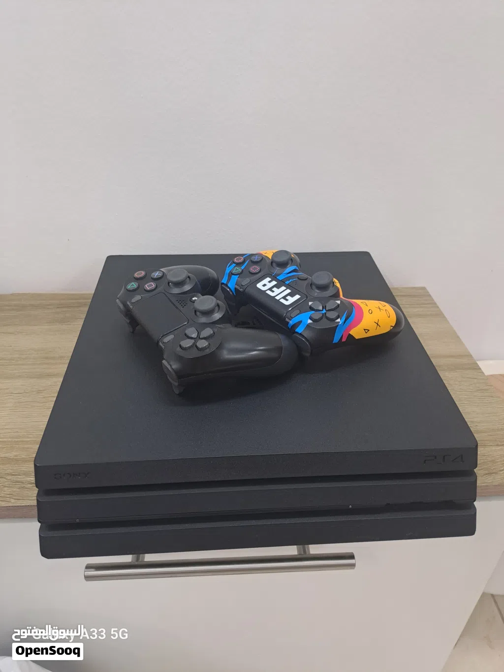 بلايستيشن 4 PRO معدل CD 12.50