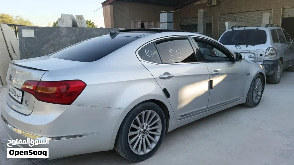 كيا كادينزا Limited