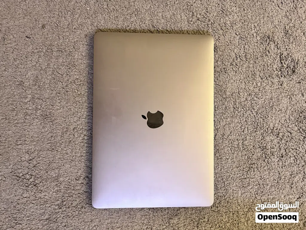 MacBook Air 2020 m1 8GR