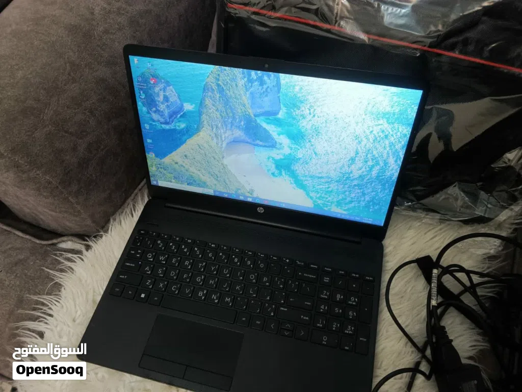 لابتوب شبه جديد بسعر حررق