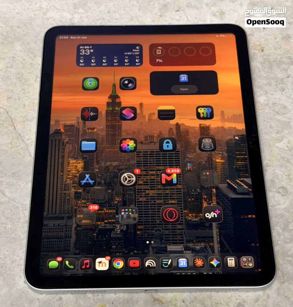 للبيع أيباد الجيل الحادي عشر ipad 11 gen (A16) مستعمل بحالة ممتازة