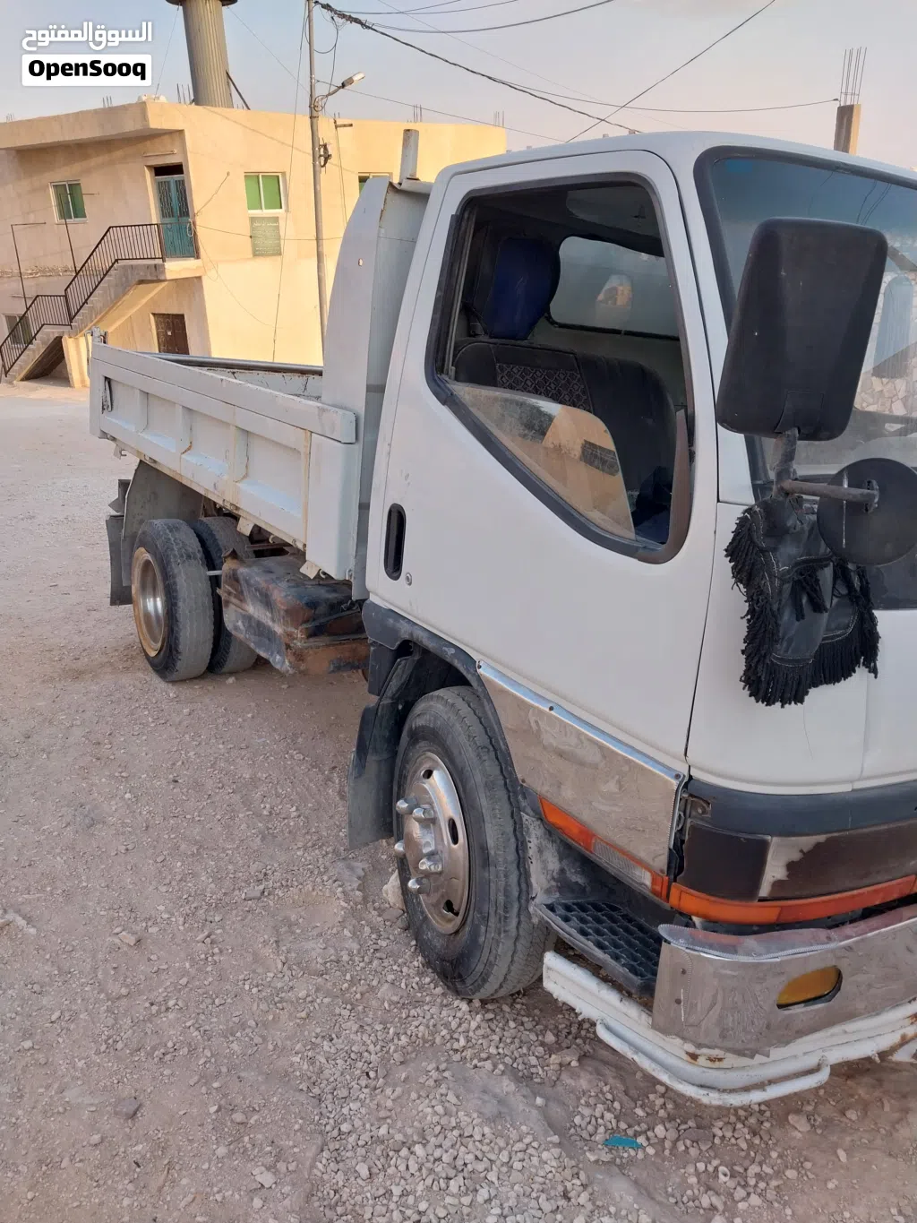 Mitsubishi Canter