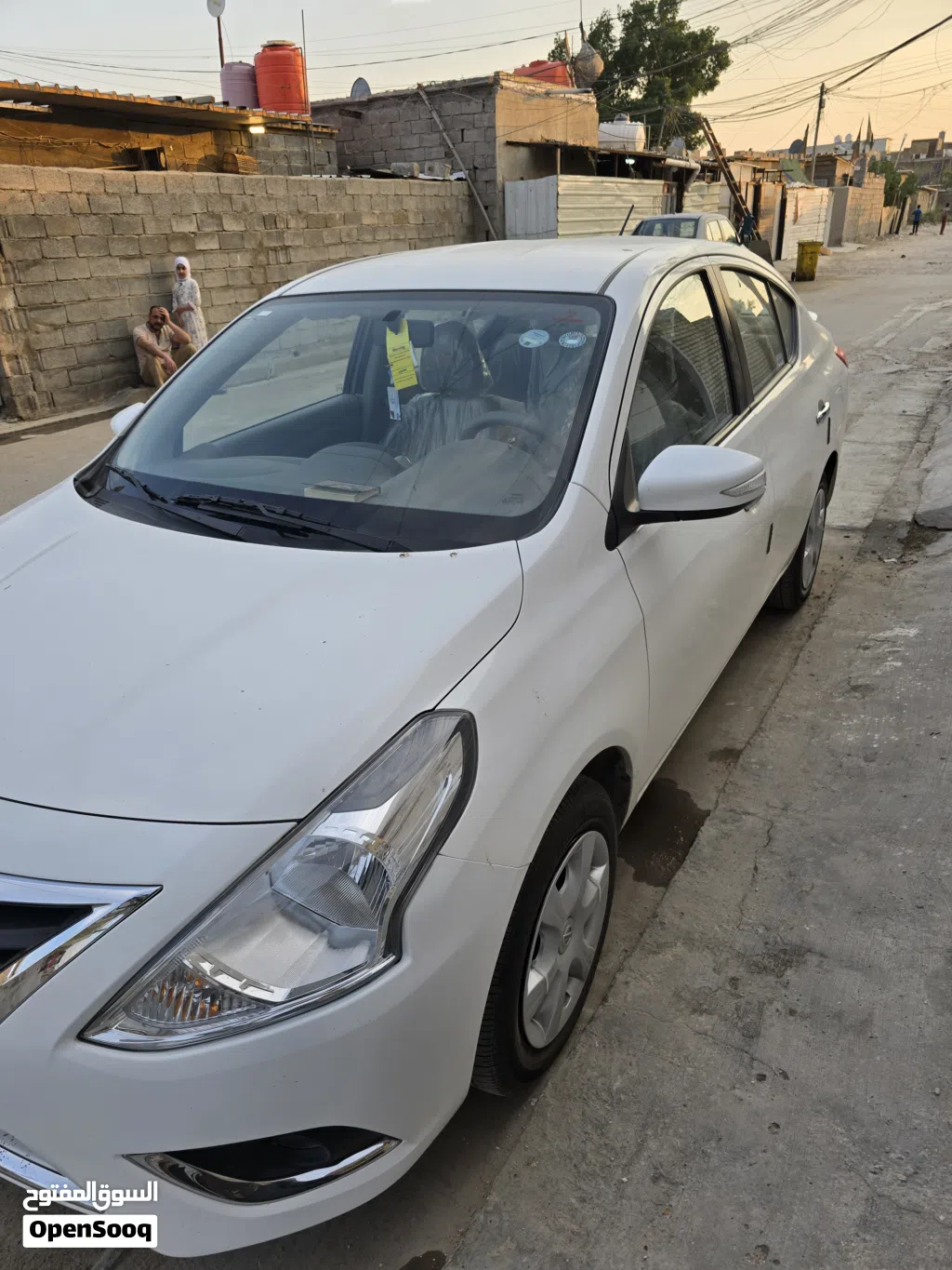 نيسان صني Standard