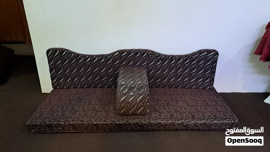 مجلس ارضي 4×4 نضيف جدا للبيع