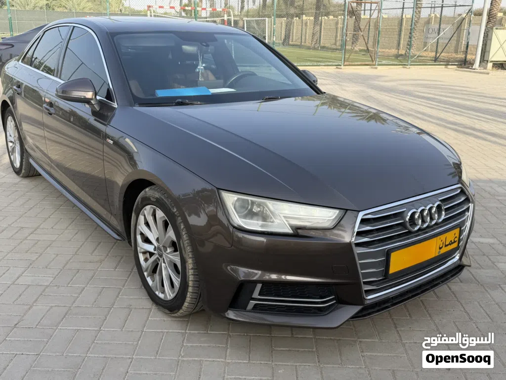 أودي A4 S4 Sedan