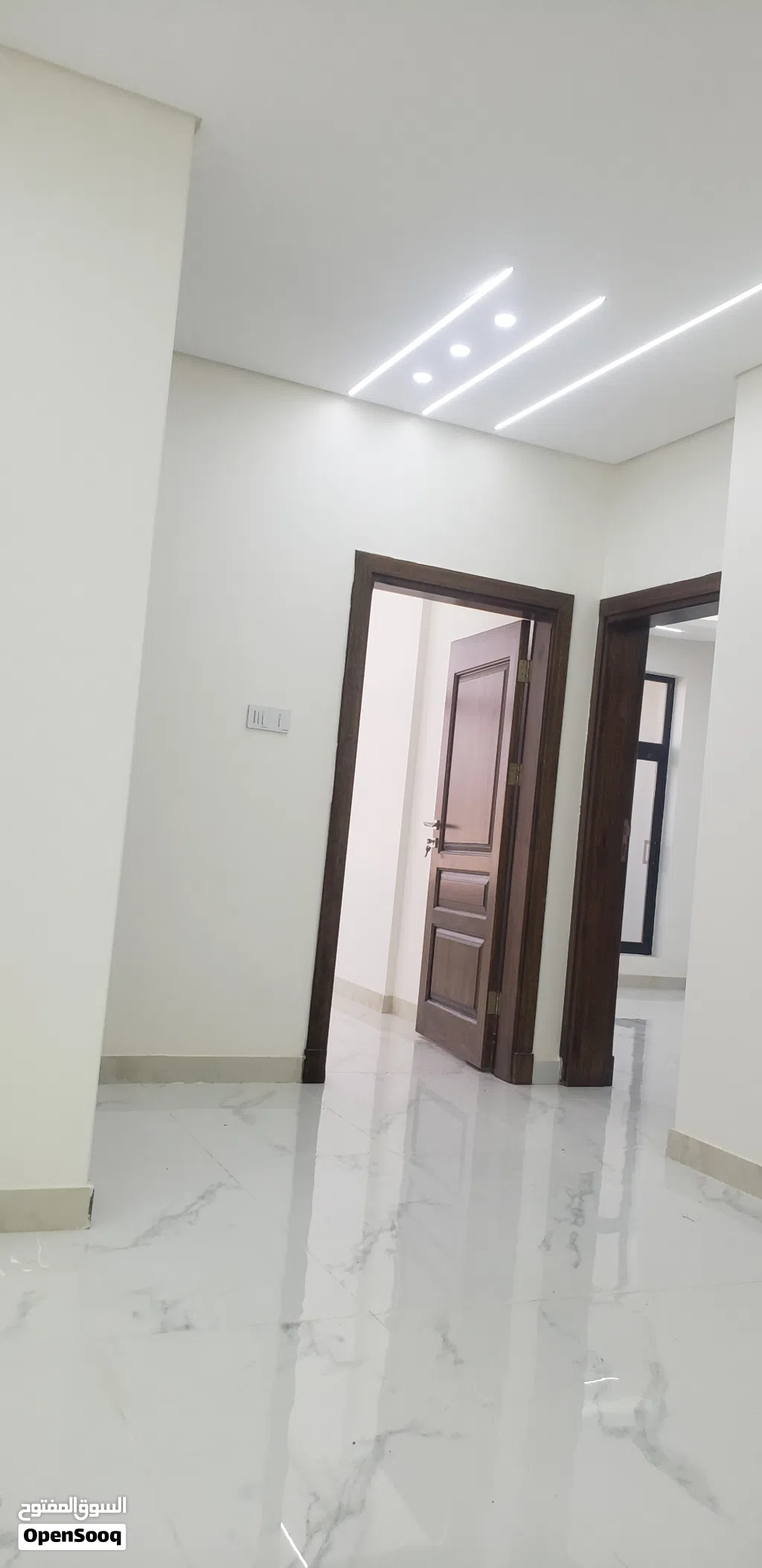 شقق للبيع في صنعاء تقسيط وكاش جاهزه للسكن تبدأ الأسعار من 60 الف دولار وفوق كله على حسب مساحة الشقه