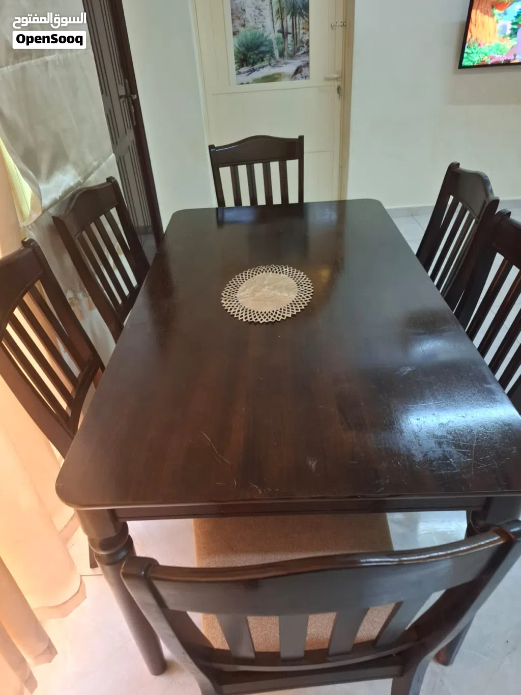 طاولة طعام ماليزية مع 6 كراسي