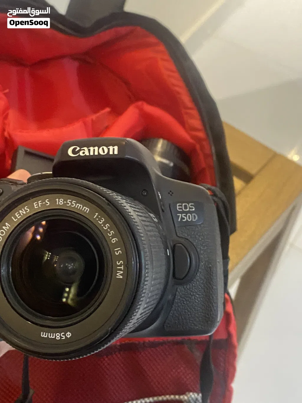 كاميرا كانون EOS 750D