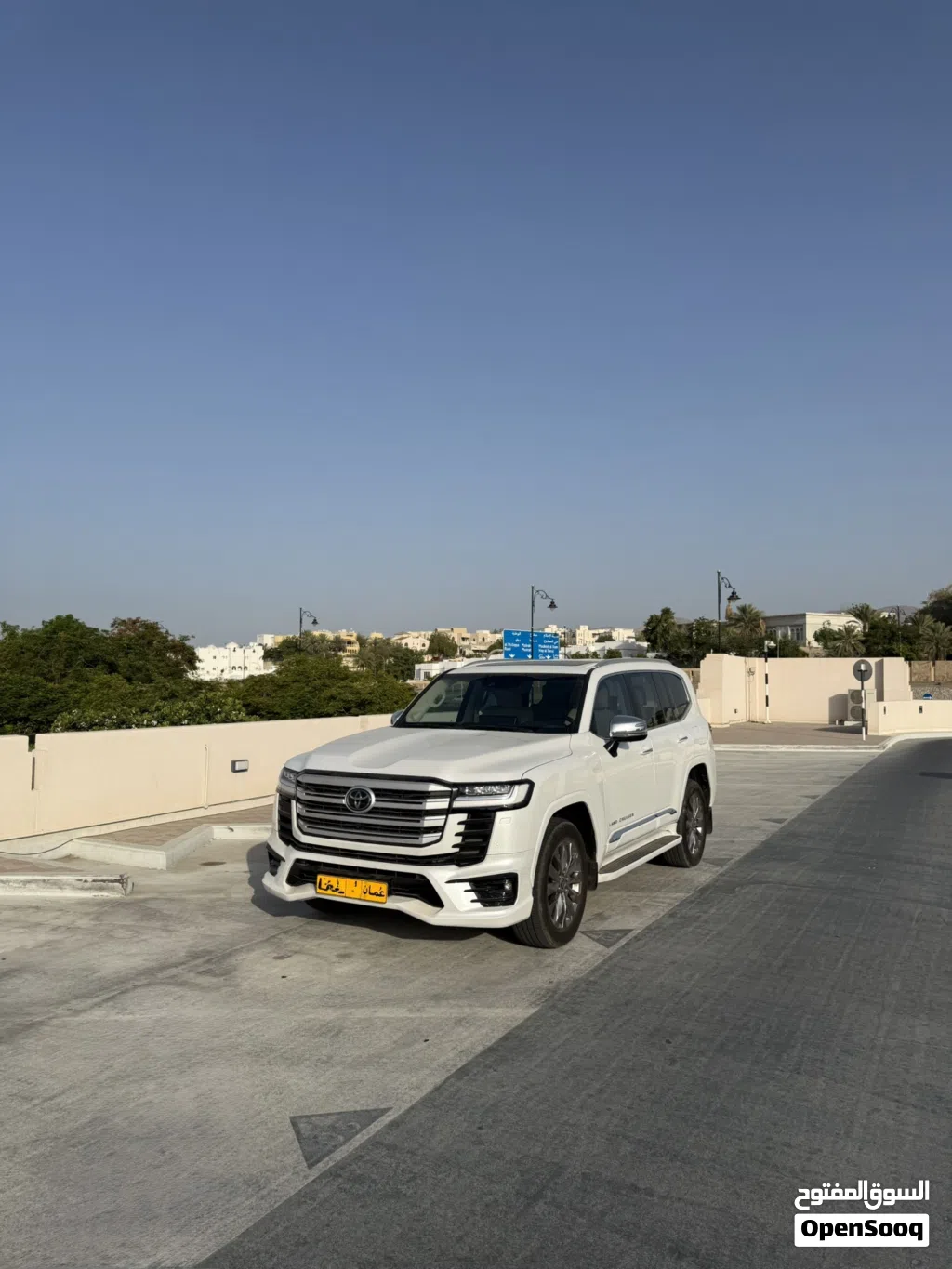 تويوتا لاند كروزر VXR