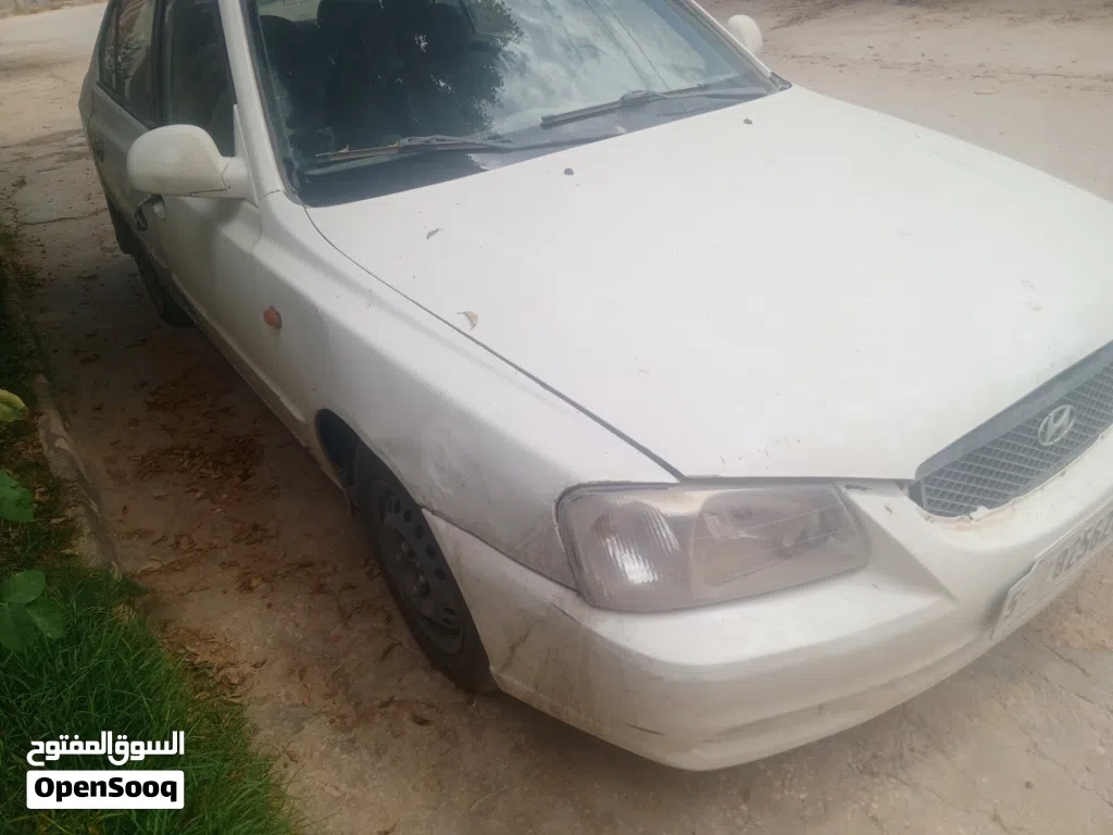 Hyundai Verna EX