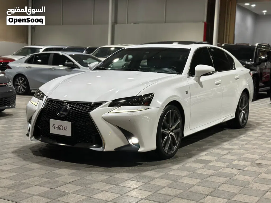 Lexus GS Standard