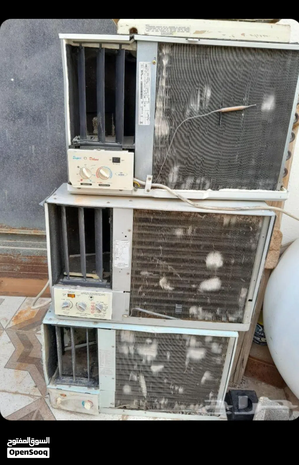 مكيف بارد وحار على الفحص شغال