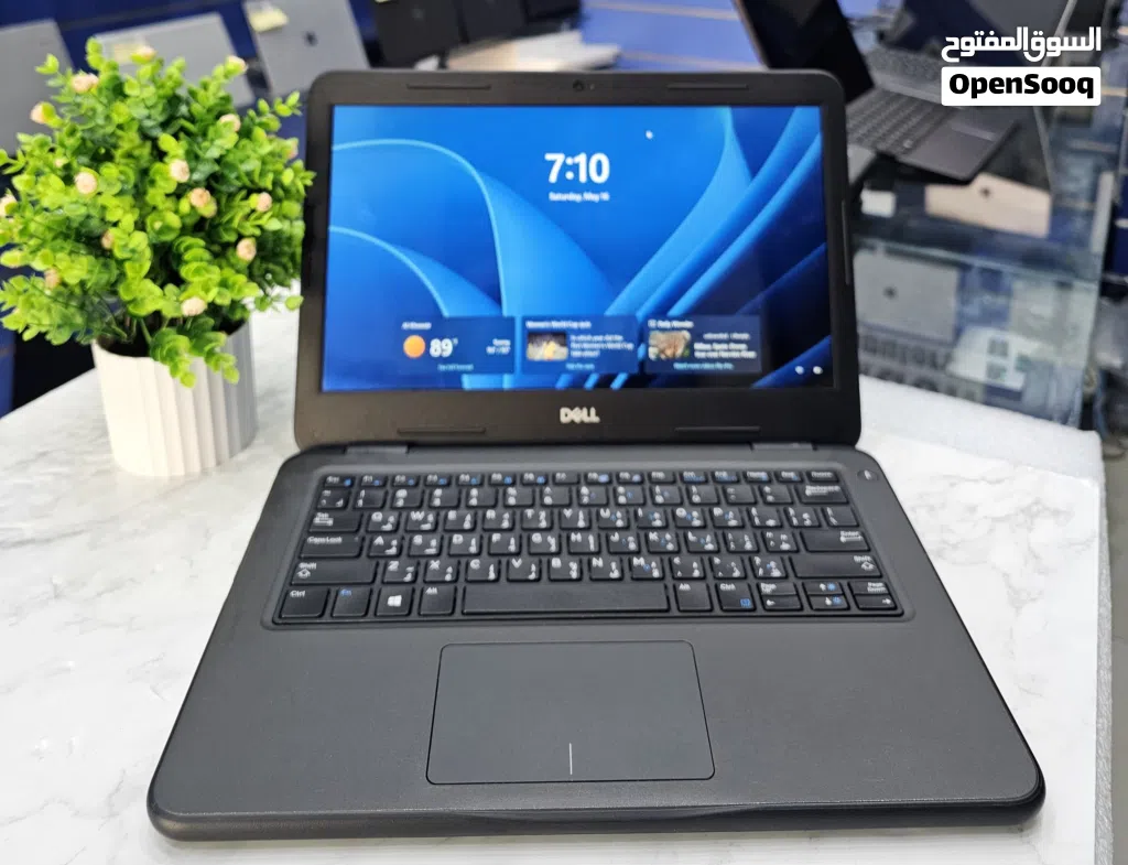 Dell latitude 3310 Pentium processor 13.3 inch display Touch screen 4gb ram 128gb ssd
