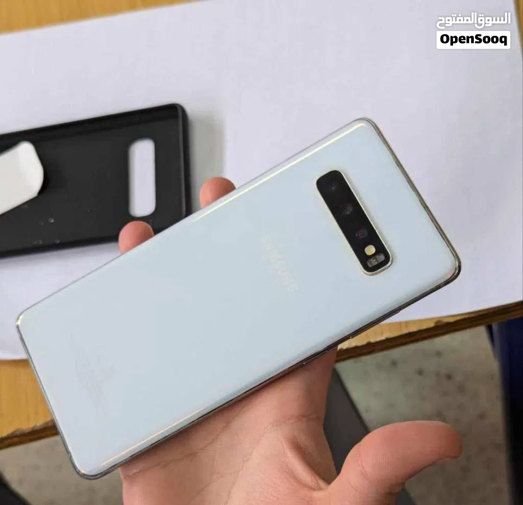 مستعمل اخو الجديد Samsung plas S10 رام 16 جيجا 128 عربي شرق اوسط بدون كرتونه هدية شاحن متوفر توصيل