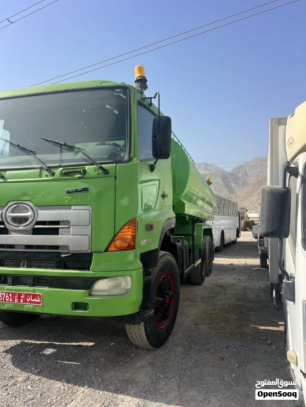 بيع تنكر اخضر هينو 5000 الف جالون موديل 2008