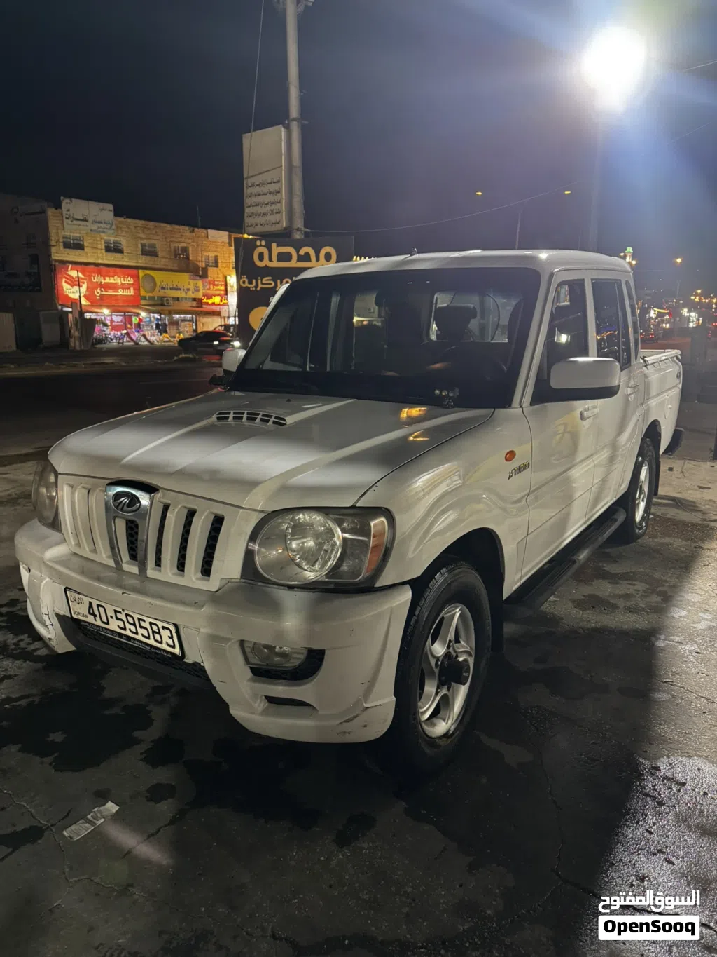 ماهيندرا سكوربيو Standard