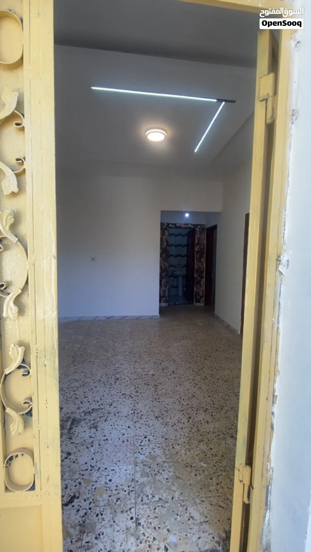 شركة احمد الإعلانات العقارية نقدم لكم اليوم. منزل الإيجار في تاجوراء الحميديه يتكون من 2غرف وح