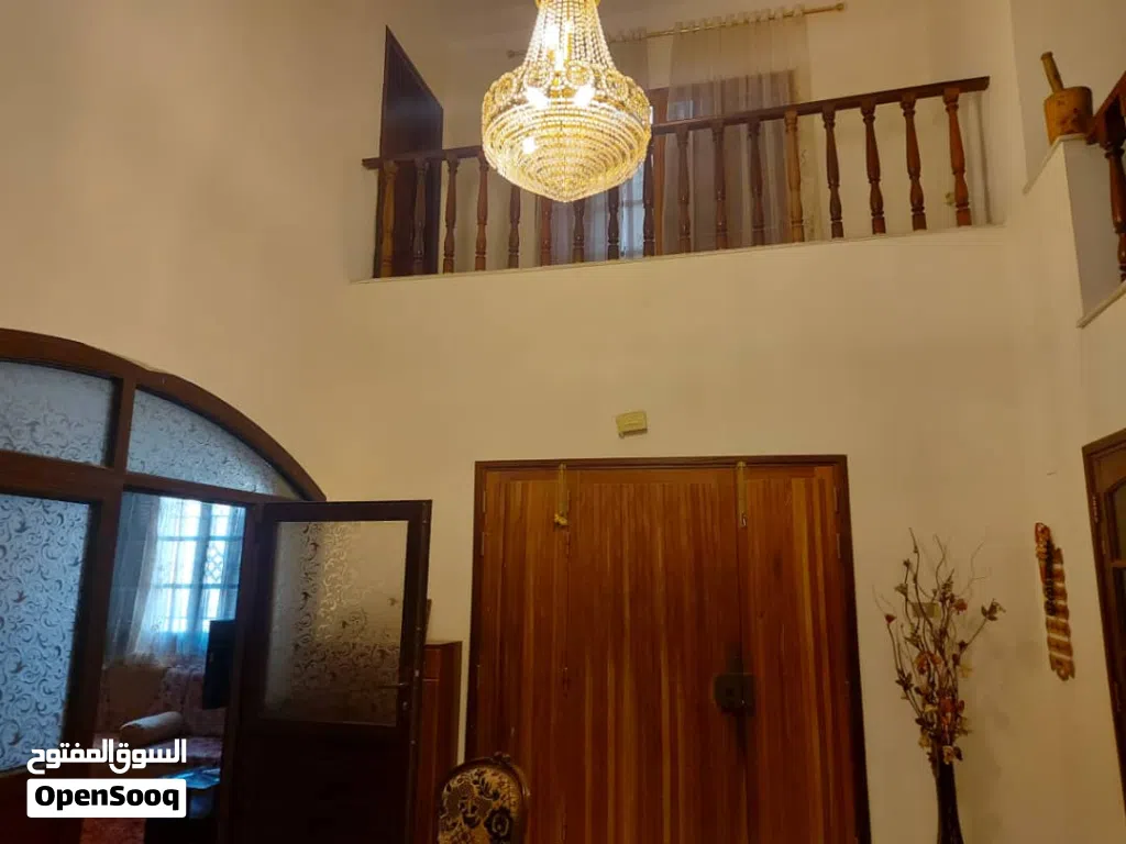 فيلا في زناته للبيع