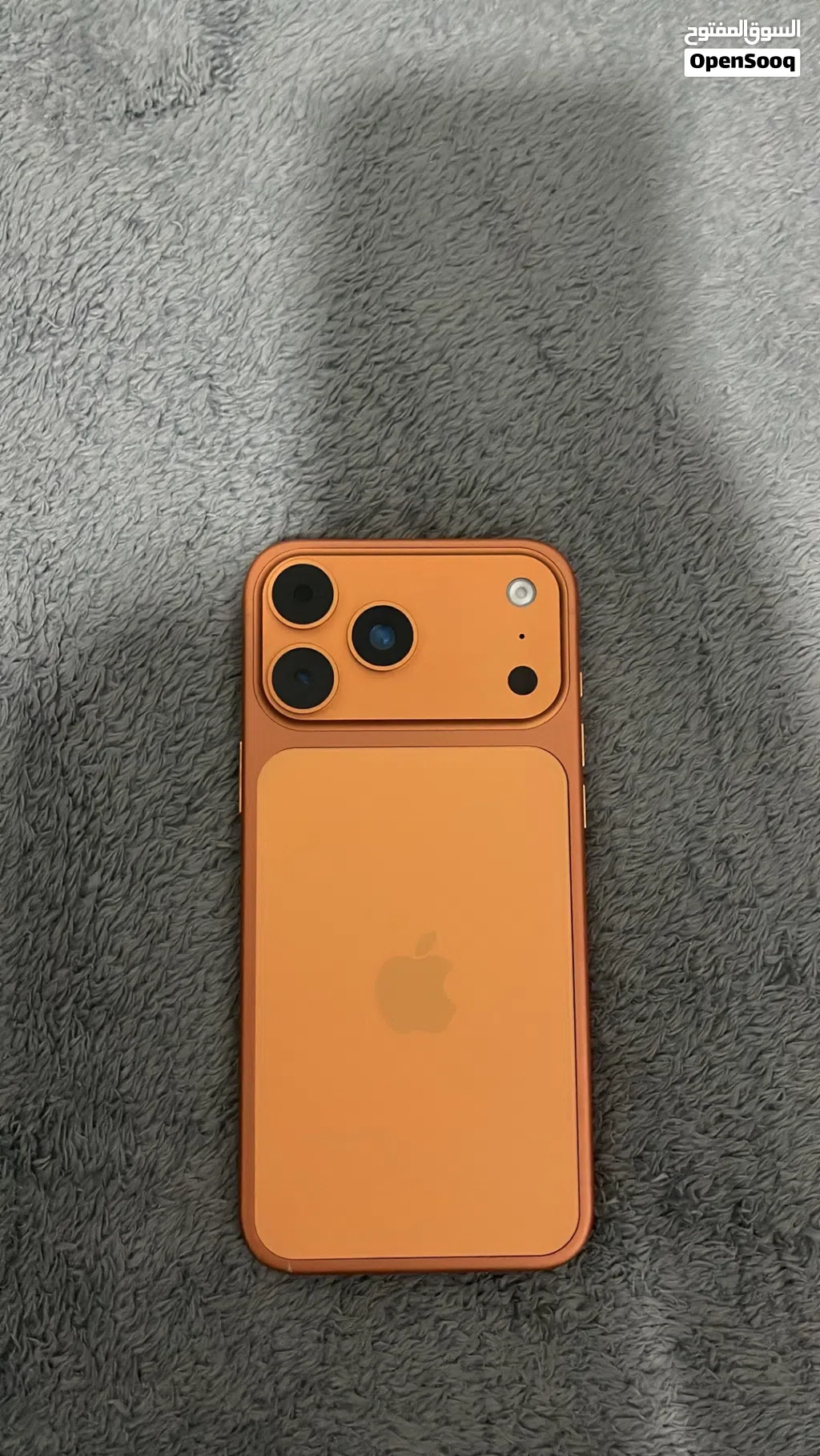 ايفون 17 pro max ( تقليد )