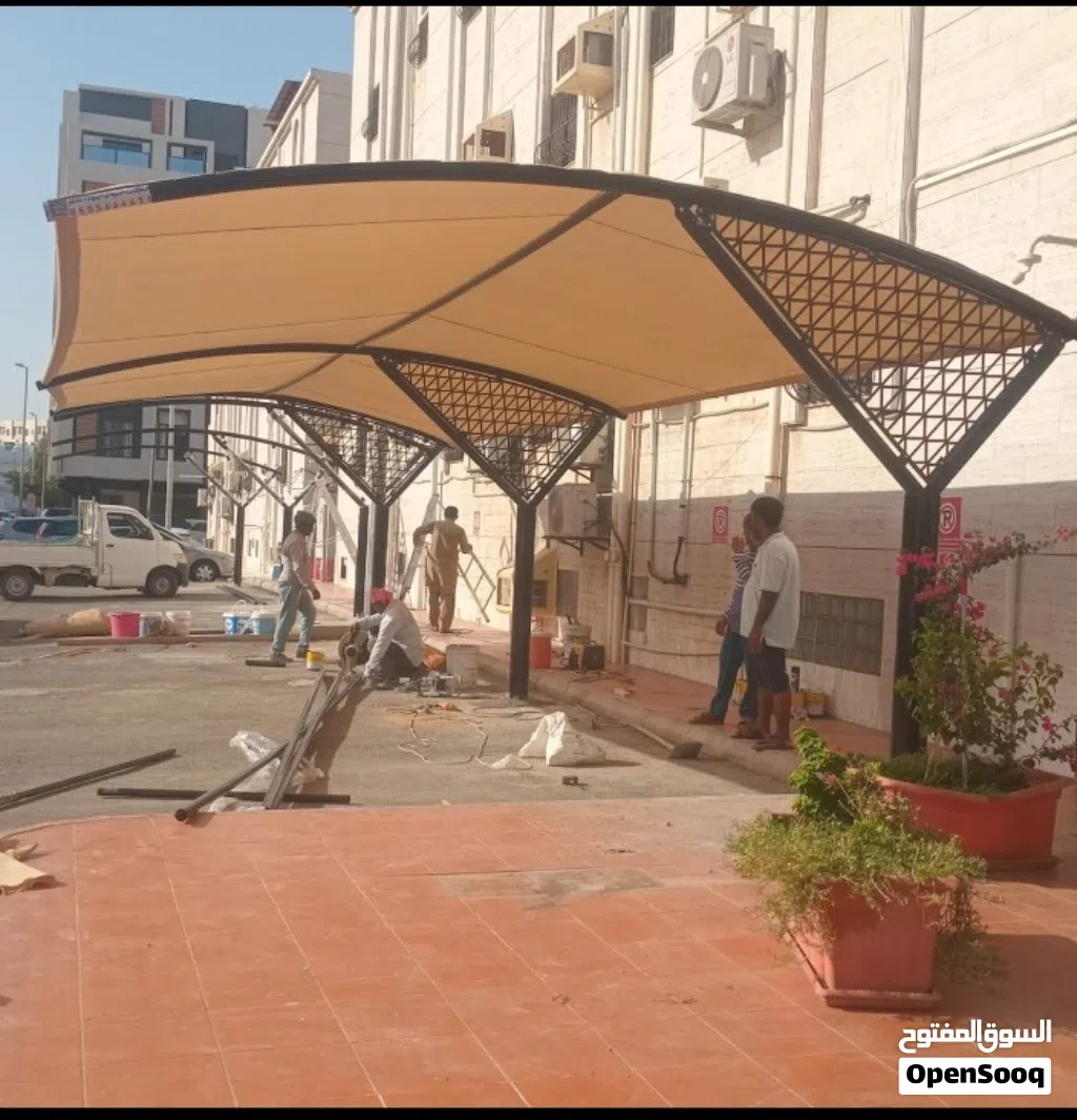 مظلات وسواتر وبرجولات وبيوت الشعر الملكي مظلات هرمي مظلات مسابح مظلات مدارس