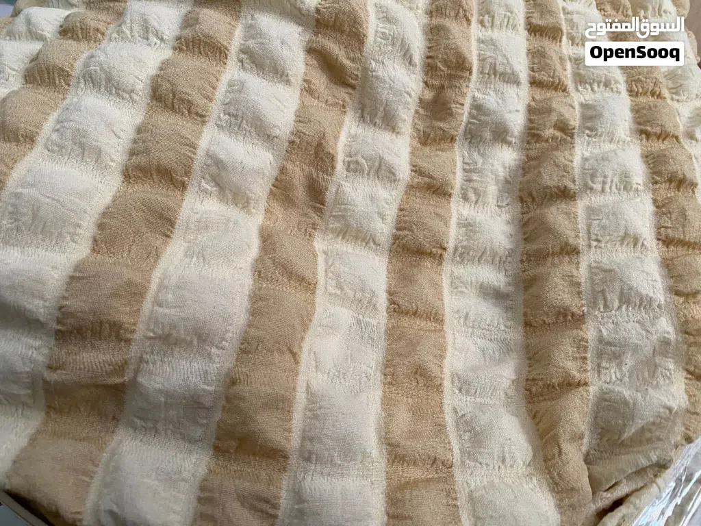 مفرش تخم تلبسيه