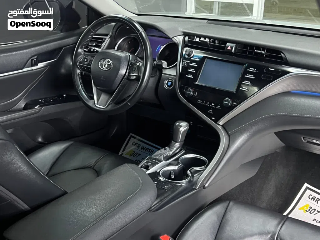 Toyota Camry XLE