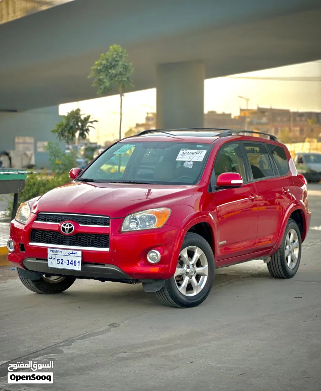 Toyota RAV 4 LUX