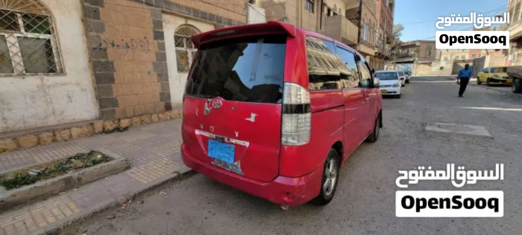 Toyota Voxy Noah S-Z
