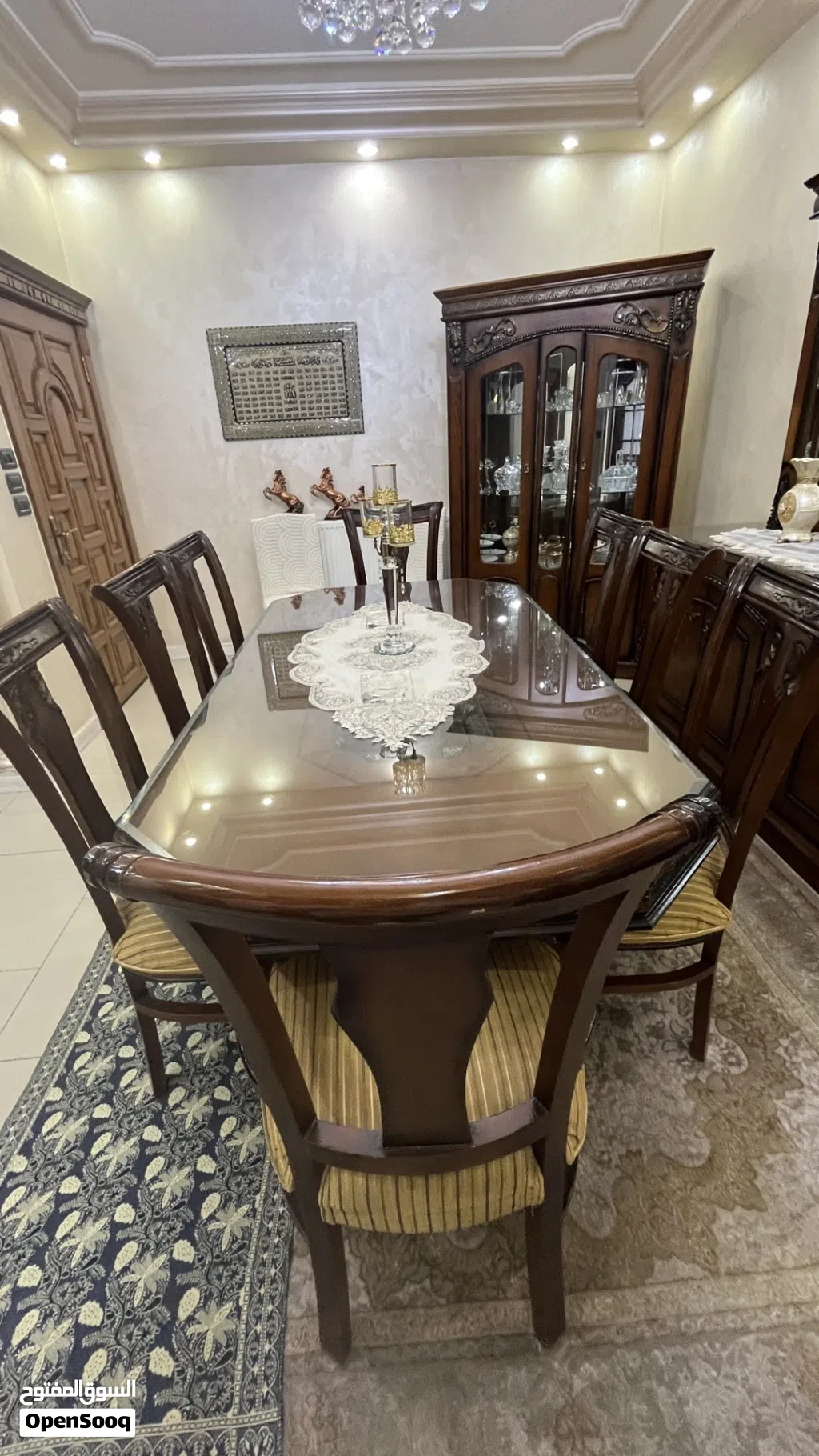 غرفة سفرة ..طاولة طعام + انتريه+فضية