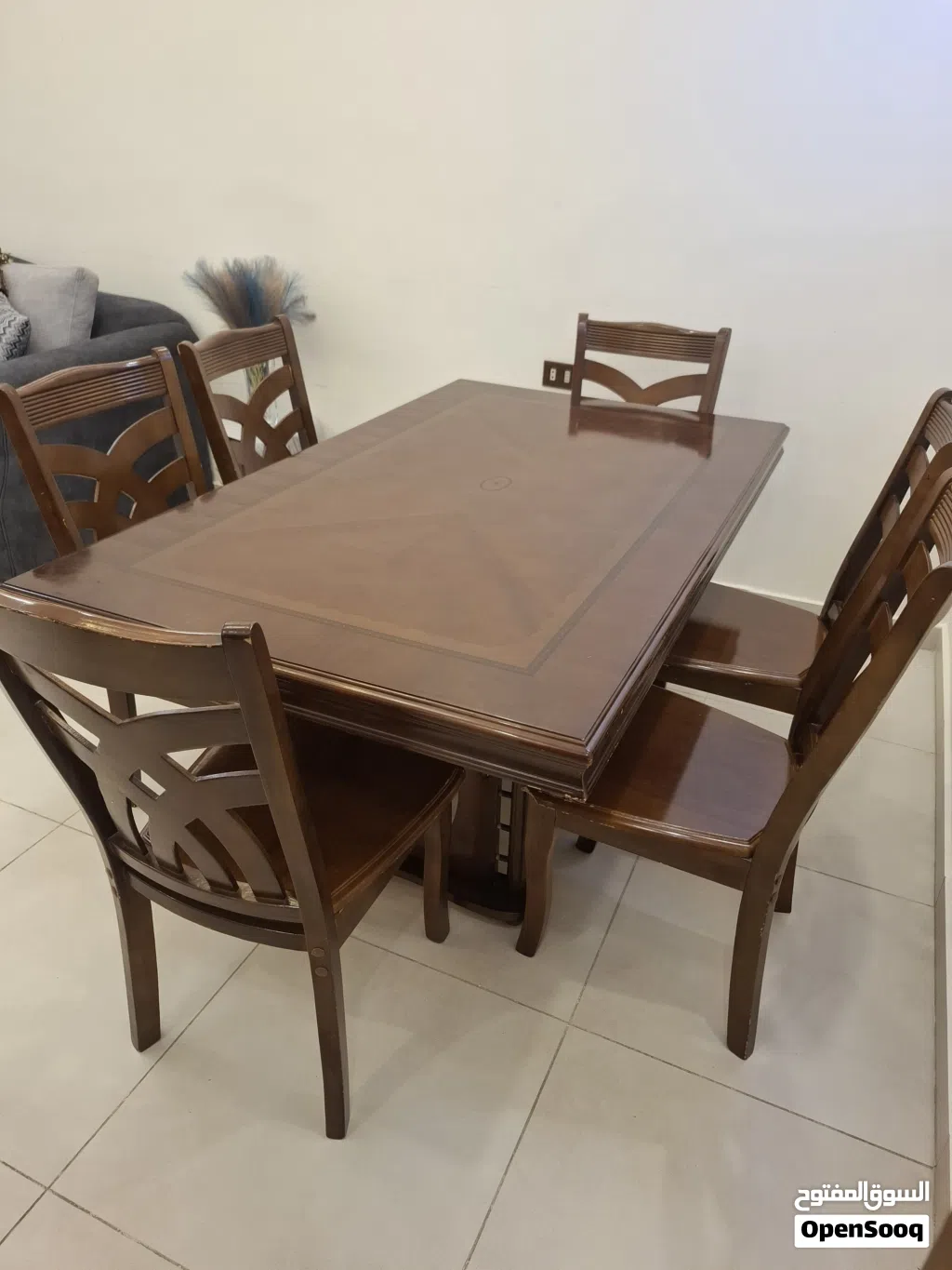 طاولة سفره