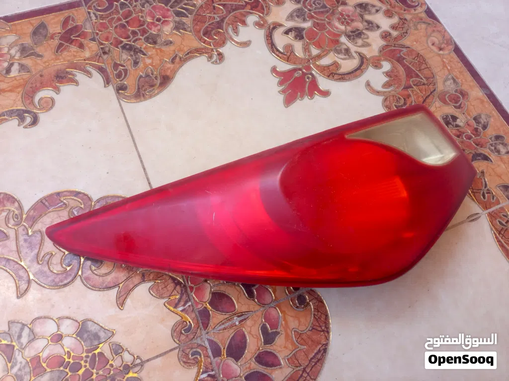 اسطب سوناتا 2012 خالي من كسور