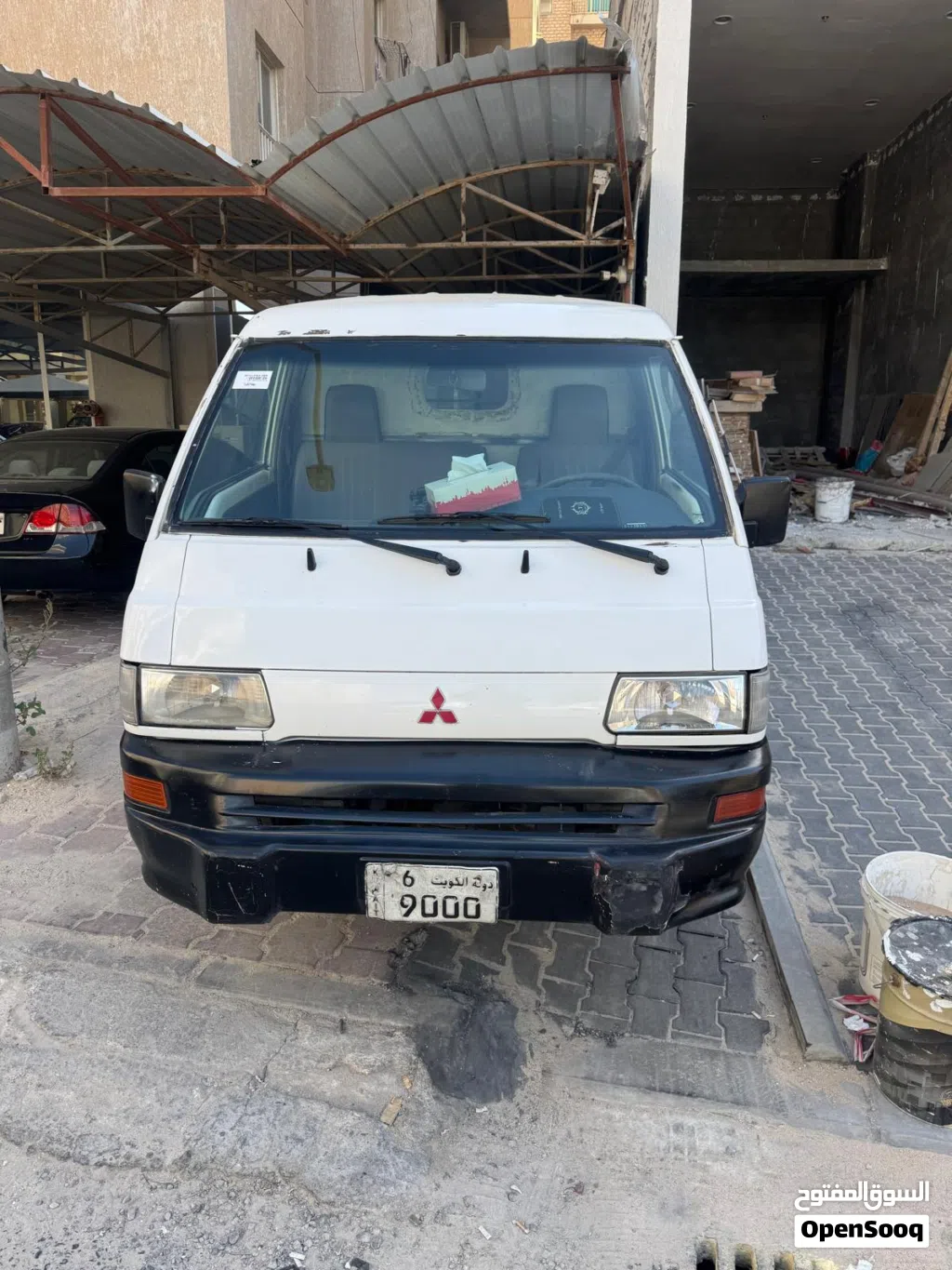 ميتسوبيشي اخرى