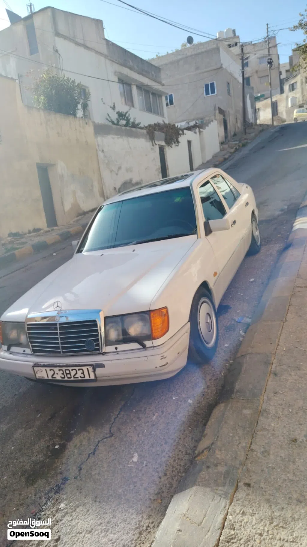 Mercedes Benz E-Class E 200