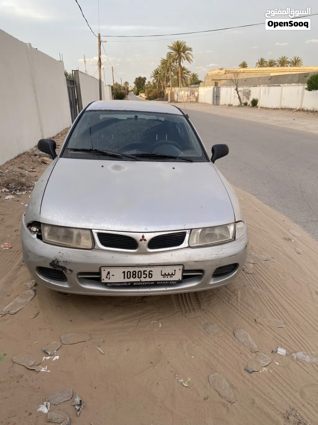 Mitsubishi Carisma