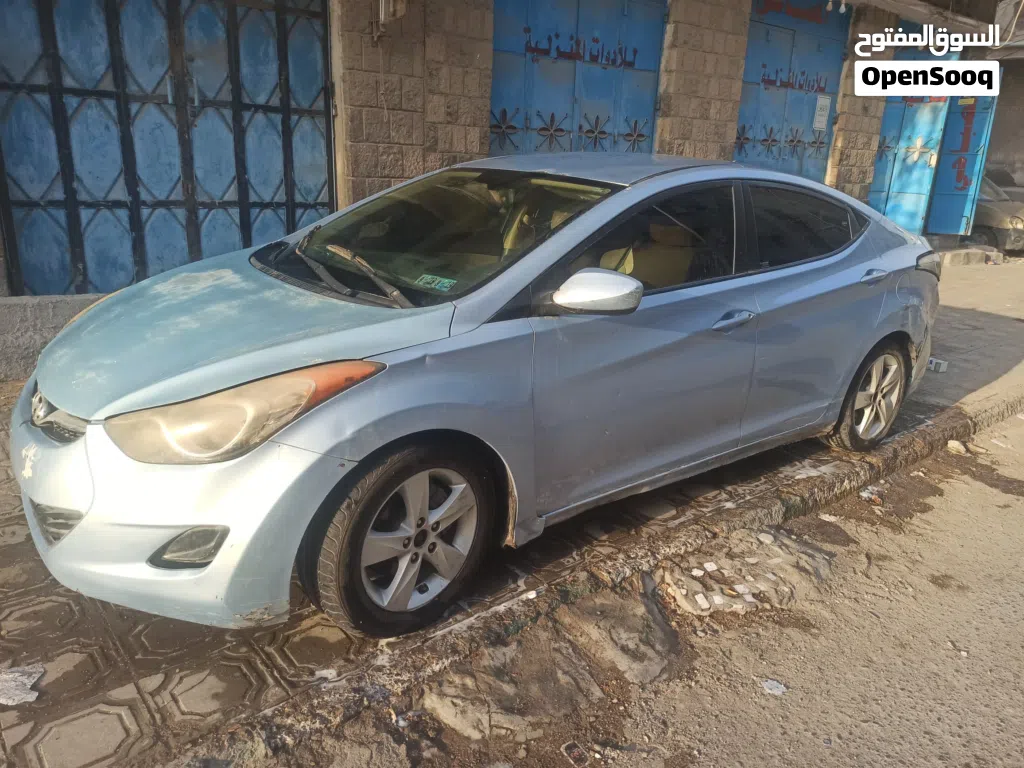 Hyundai Elantra Limited
