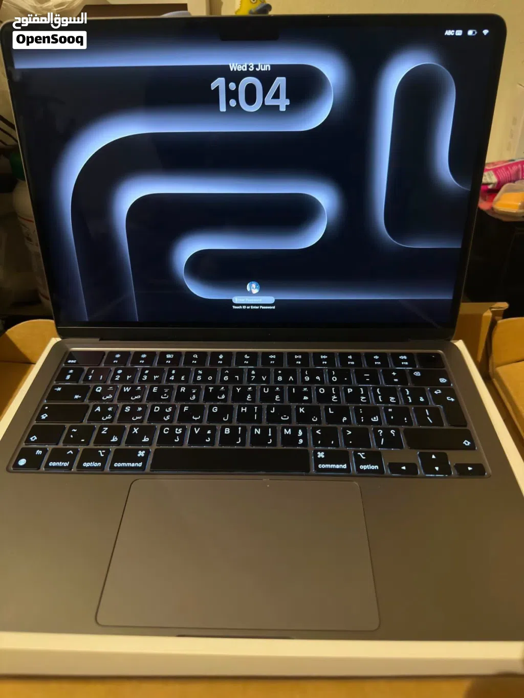 Black Macbook Air M3 2024 8GB RAM 256GB SSD (إقرأ الوصف ) !Negotiable but a reasonable price!