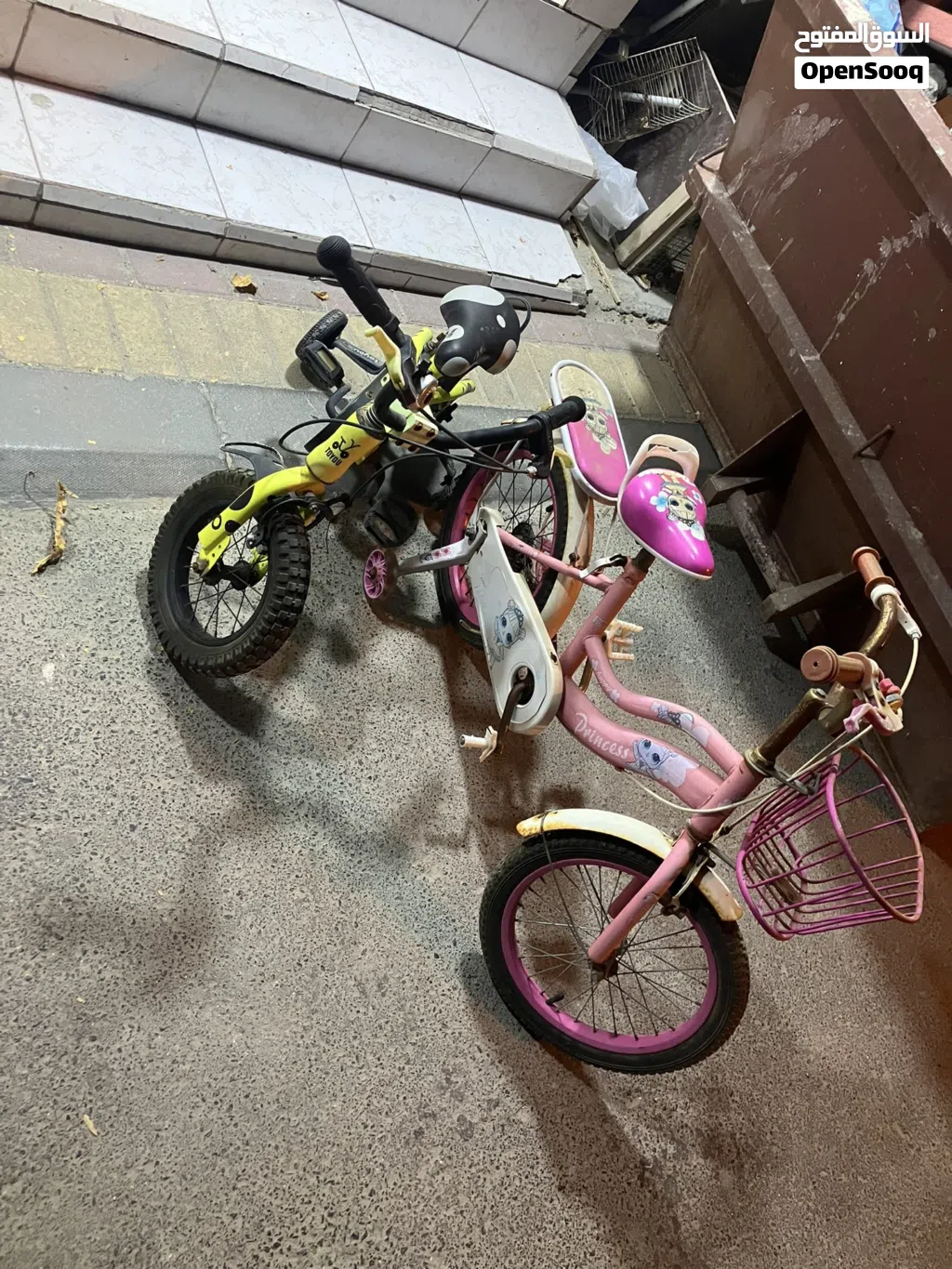 للبيع سياكل اطفال العدد 2 بحاله ممتازه