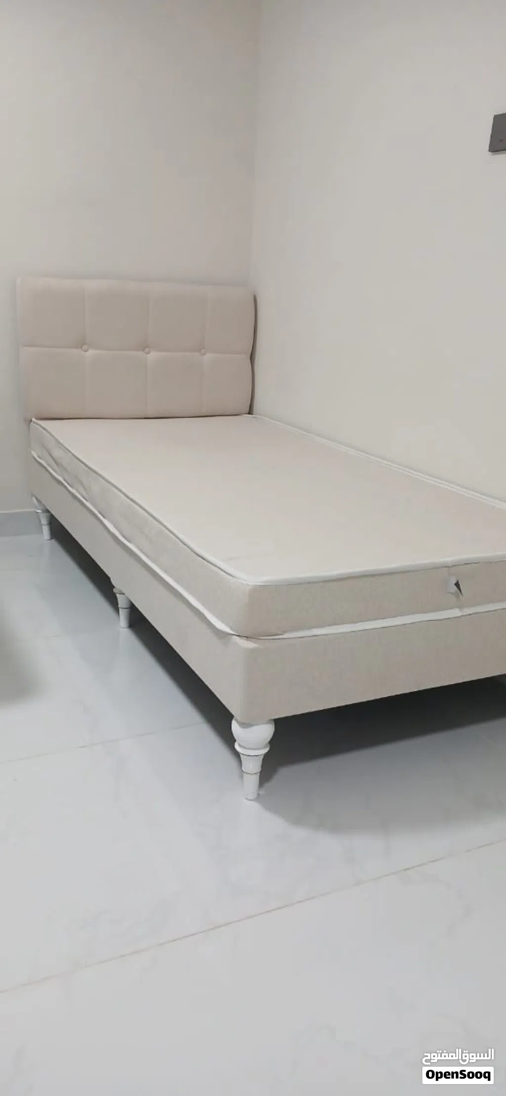 سريرين مع مراتب استعمال بسيط