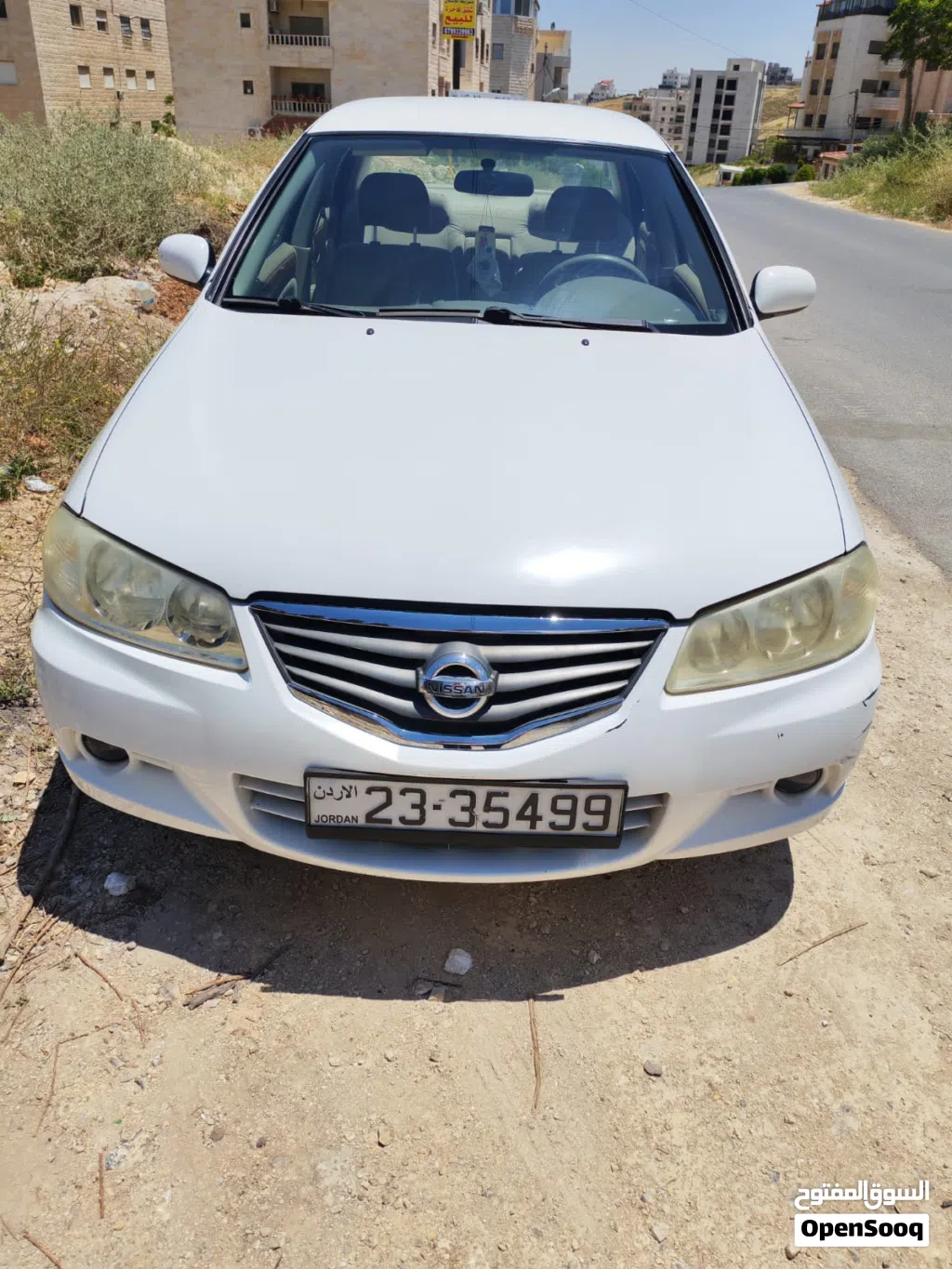 نيسان صني Standard
