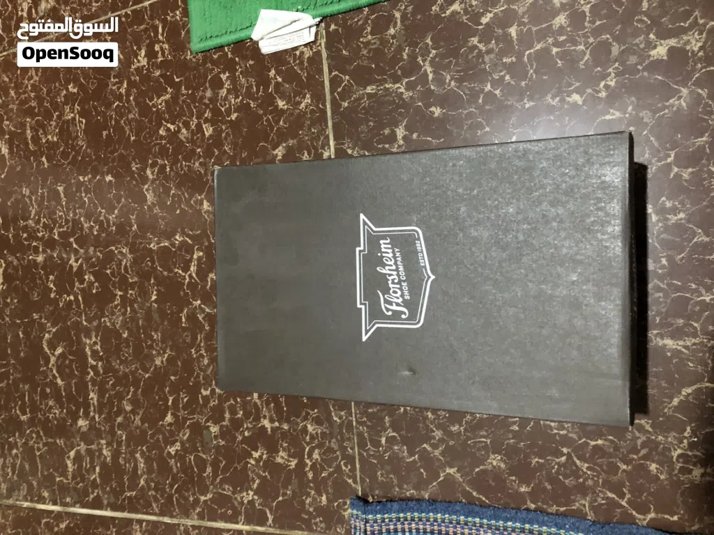 جوتي جزمة او حذاء فلورشايم اصلي ميه بالميه المعروف بالفخامه والتميز اصلي بالكرتون مانلبس ولا انلمس