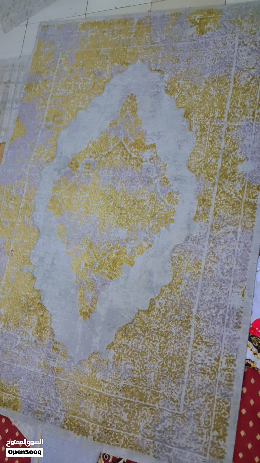 سجادة تركي قياس 150 في 220 بحالة الجديد