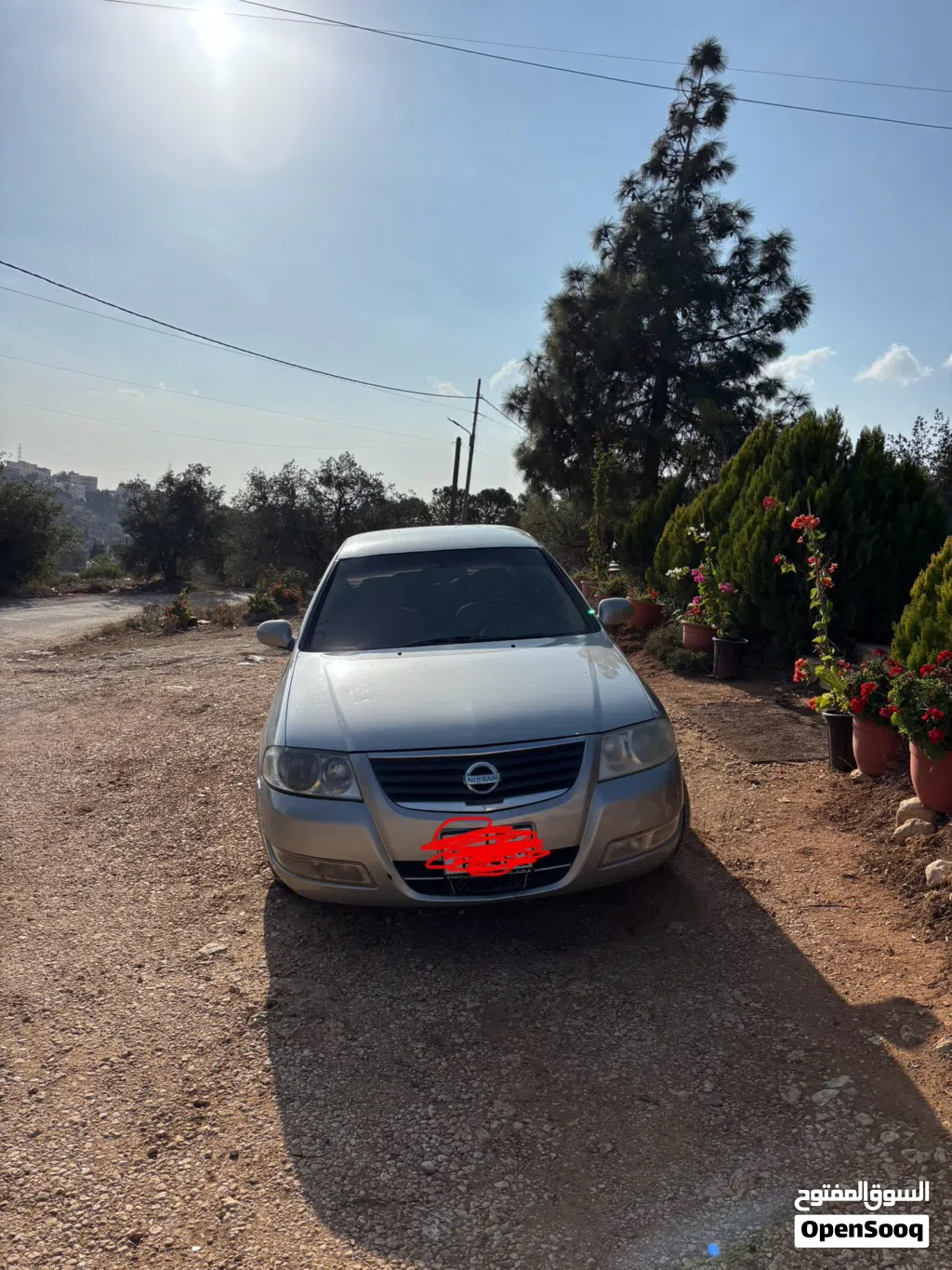 نيسان صني Standard