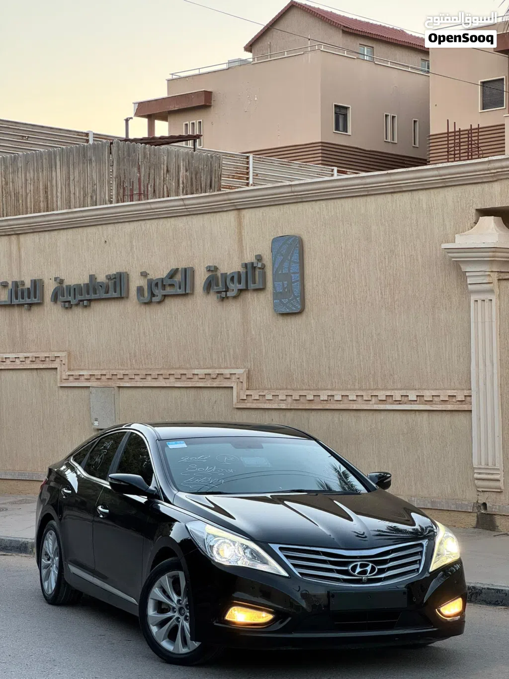 Hyundai Azera Standard