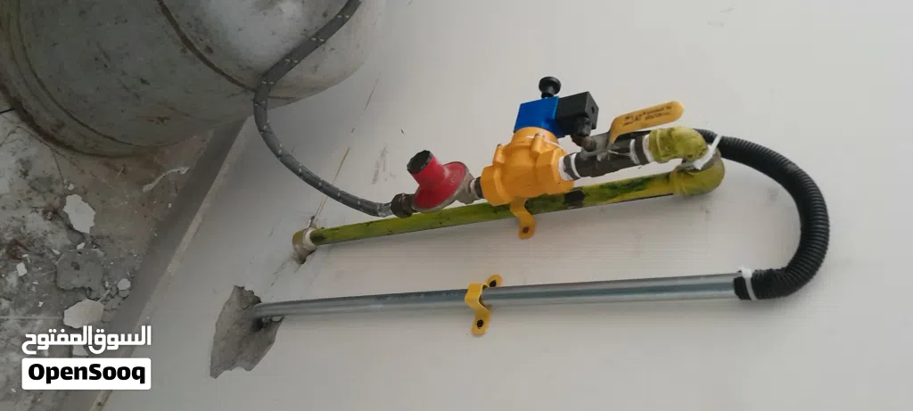 Gas pipe line instillations work house coffee shop restaurant foodstuff good service work LPG house