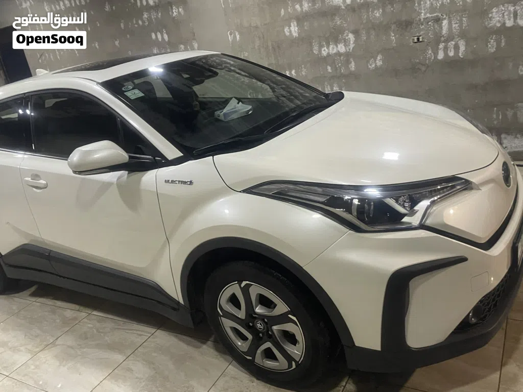 Toyota C-HR LUX