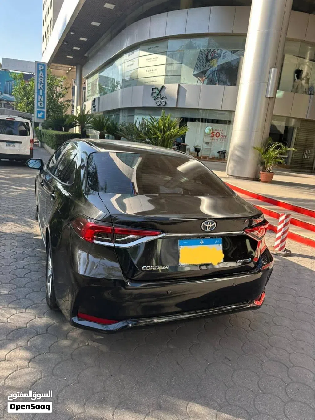 تويوتا كورولا Hybrid