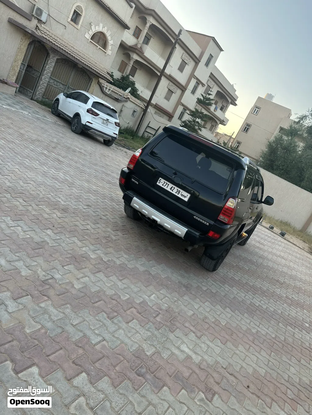 تويوتا 4 رونر Limited