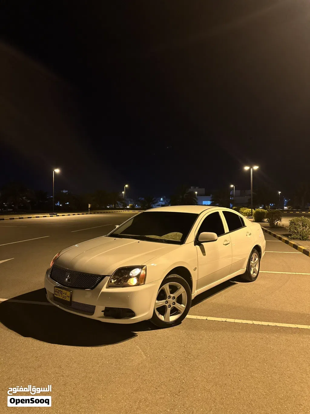Mitsubishi Galant Standard