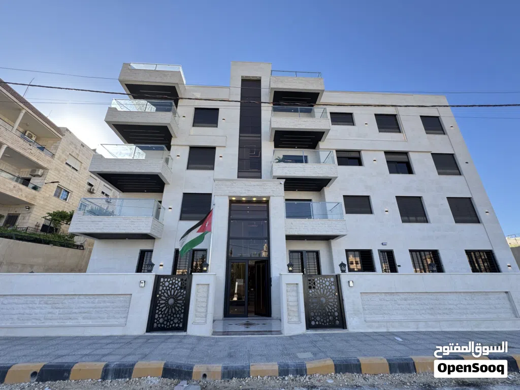 شقة طابق ثالث مساحتها 132م2 بتشطيبات مميزة للبيع في البنيات